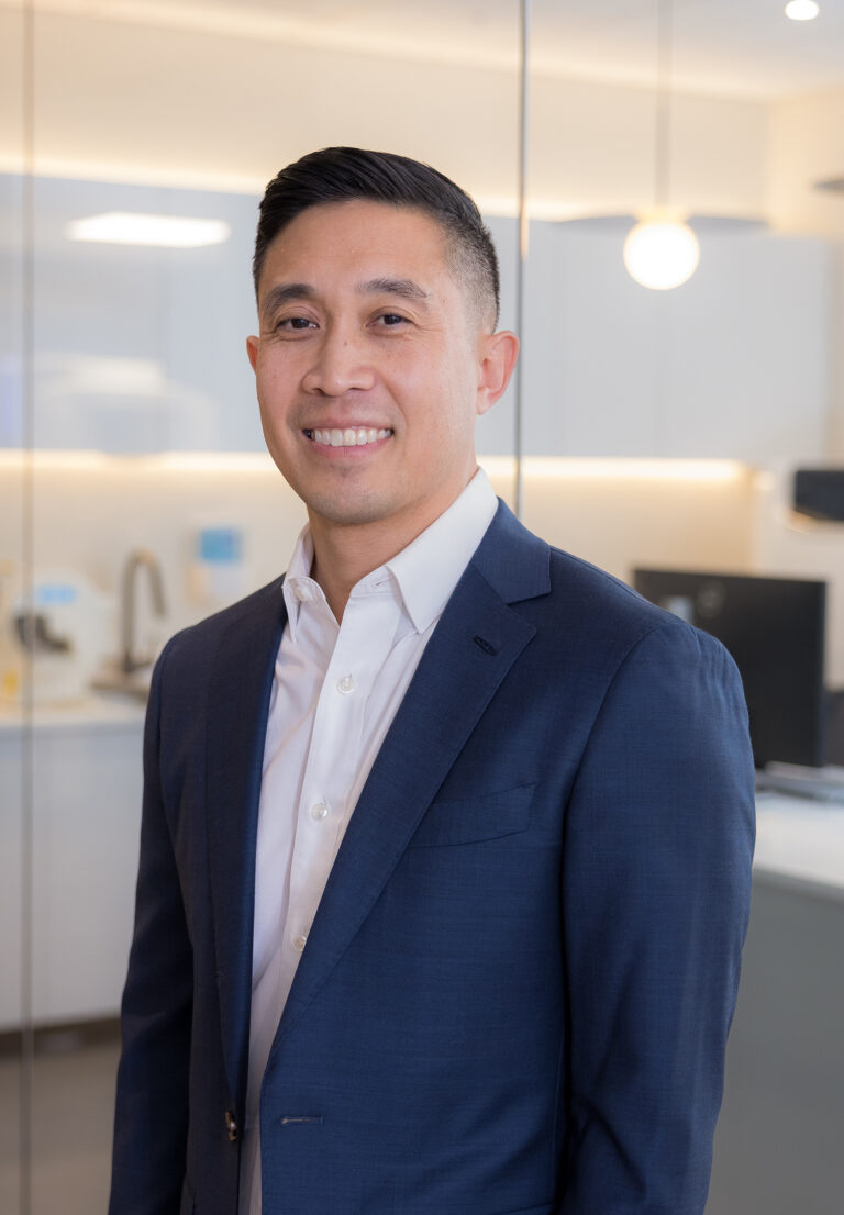 6814e415e335d9212a8b525d drbrian 1 768x1106