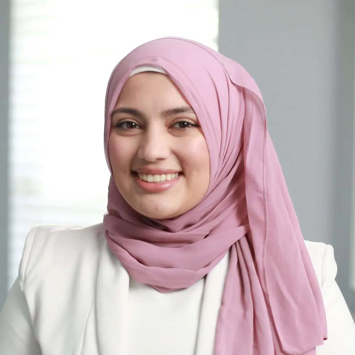 Hanan Beck, Dentist in Apollo Beach at Apollo Beach Dental Excellence