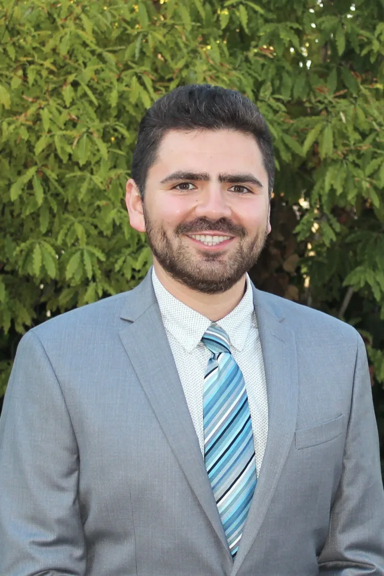 DanielRamirezD.D.S 768x1152