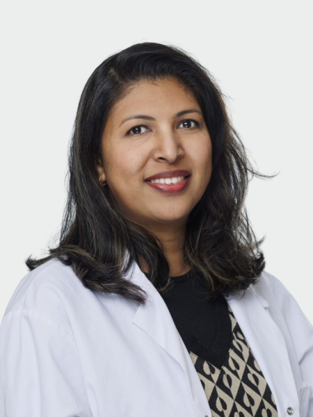 Dipti Kanchan, Dentist in Jacksonville at Dental Center of Jacksonville