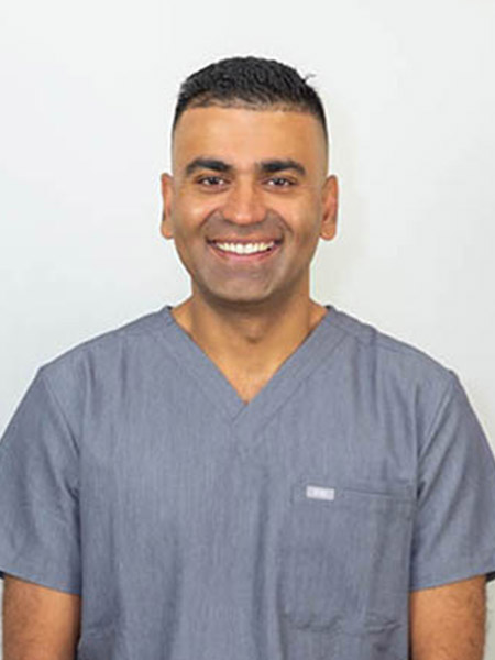 Jignesh Patel, Dentist in Jacksonville at Dental center of Jacksonville