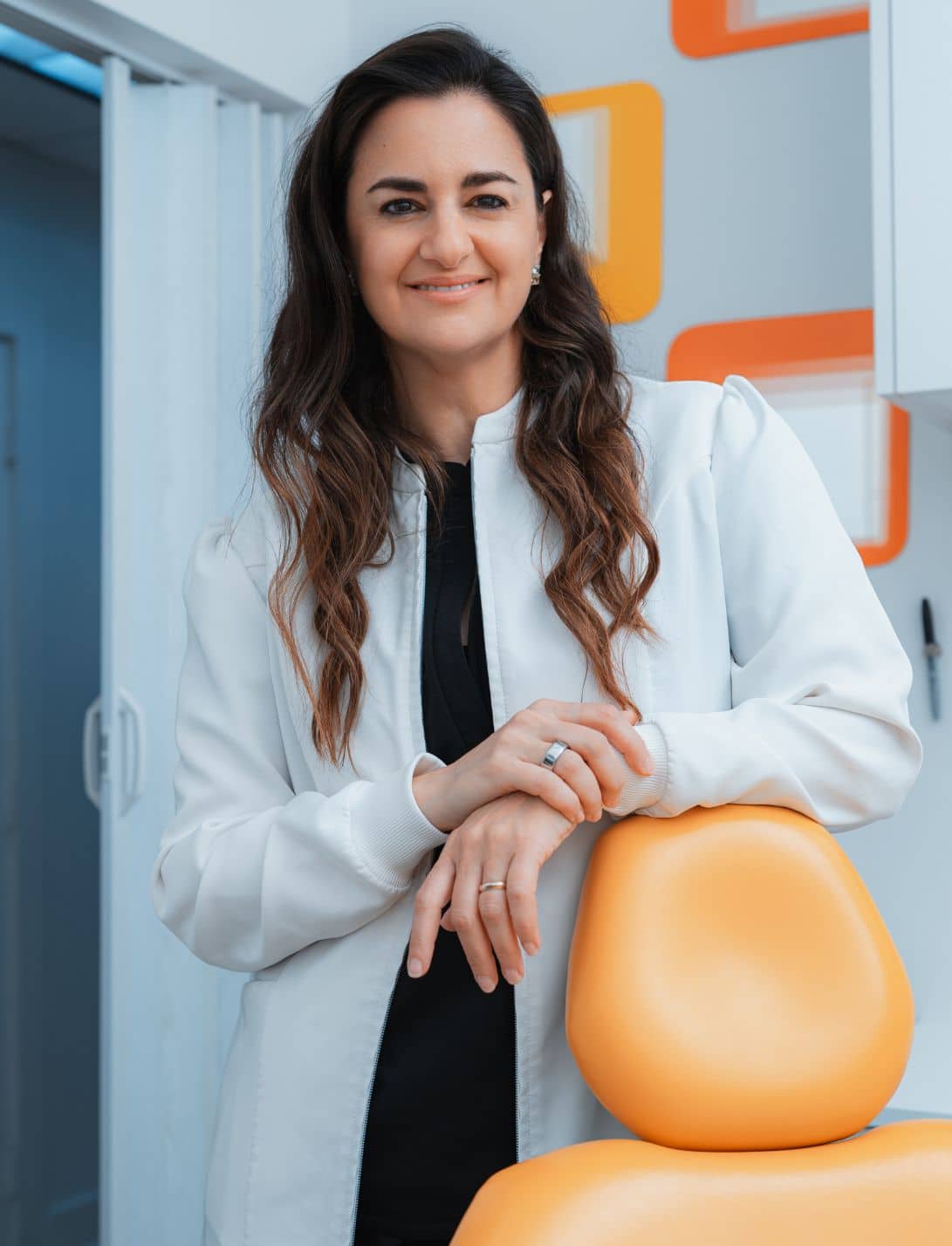 Viviana Waich, Dentist in North Miami Beach at Sonrisas Dental