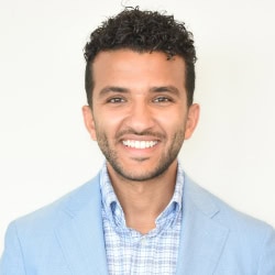 Ahmed Shawky, Dentist in Aurora at 1st Family Dental Of Fox Valley