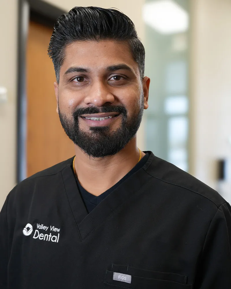 Tarik Patel, Dentist in Montgomery at Valley View Dental Center PC