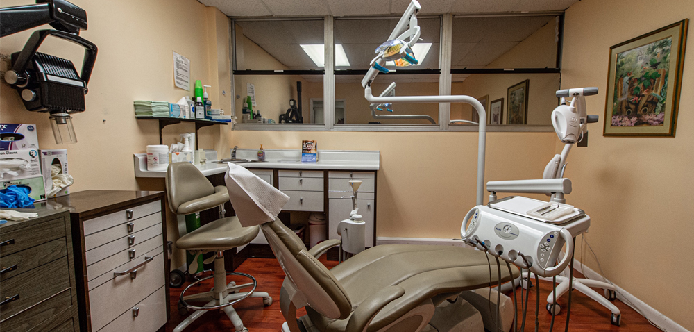 Joel Vaccarezza, Dentist in Miami Shores at Joel Vaccarezza DDS PA